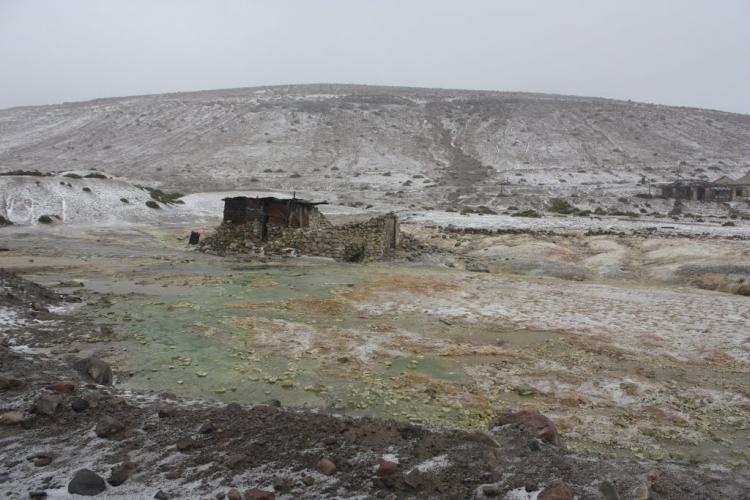 Termas de Aguas Calientes en General Lagos, Arica Y Parinacota